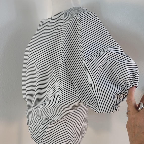 MUSK STRIPED CREWNECK SHORT SLEEVE PLATED WAIST TOP WOMEN'S SIZE MEDIUM - Picture 5 of 16